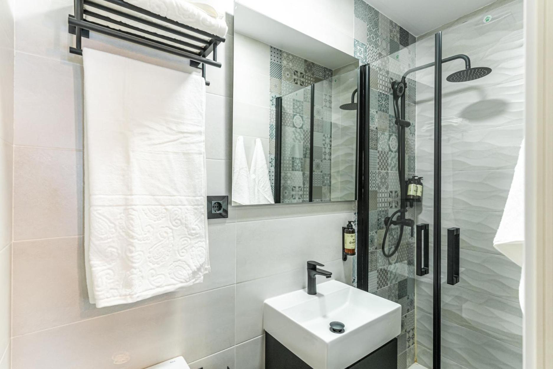 Vr Estudios Apartments Madrid Ngoại thất bức ảnh